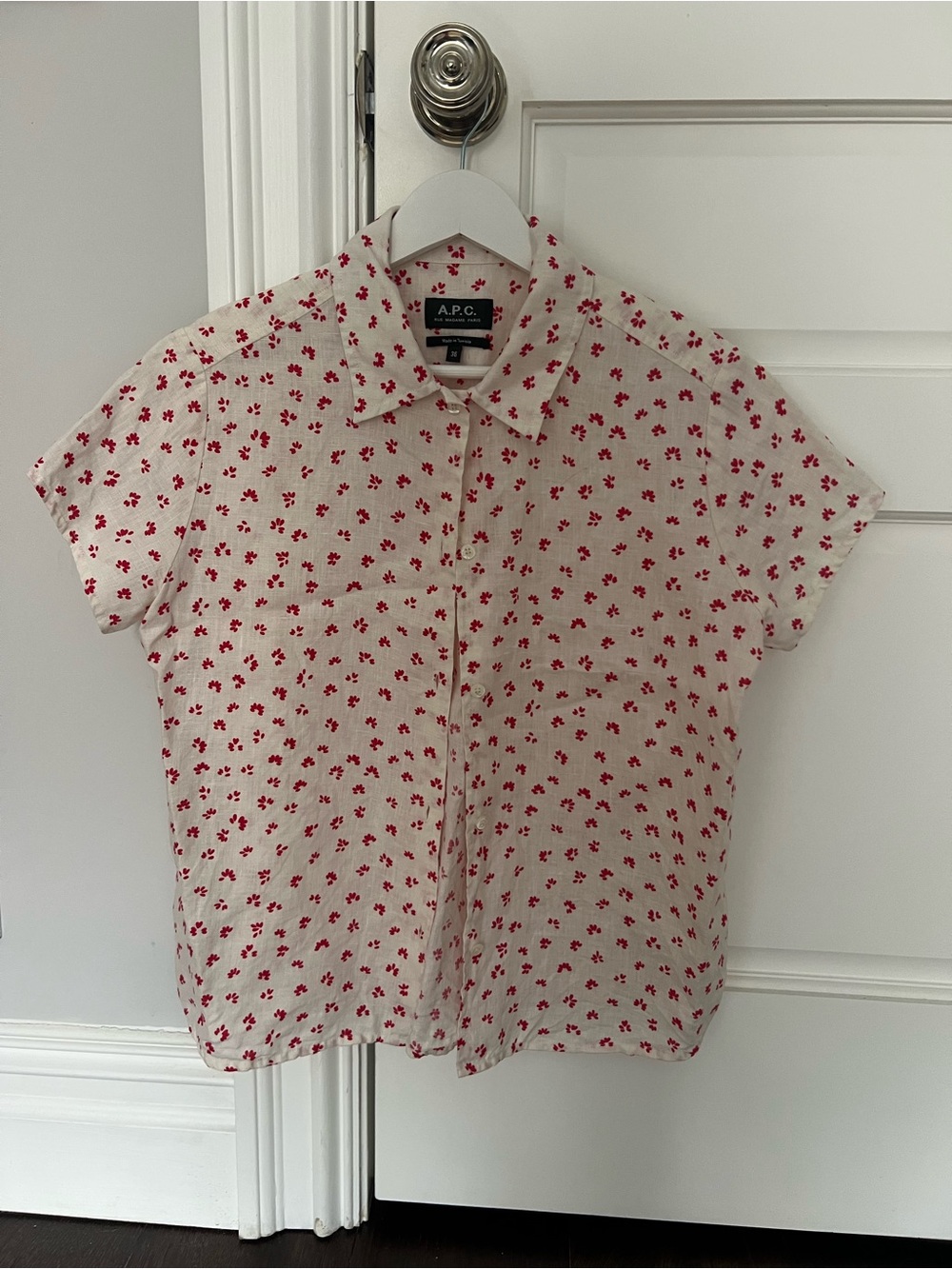 A.P.C. Cream Short-Sleeve Linen Shirt with Red Floral Print Size 36 (4 US)